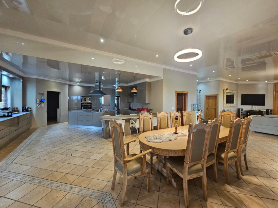 9 Bedroom Property for Sale in Mooikloof Equestrian Estate Gauteng