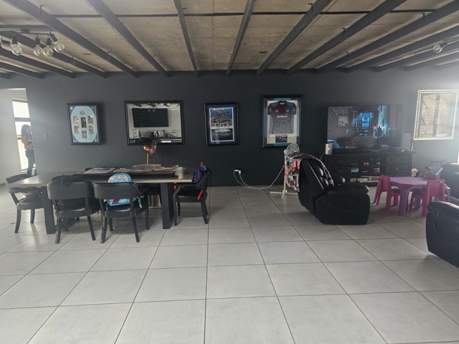 9 Bedroom Property for Sale in Mooikloof Equestrian Estate Gauteng