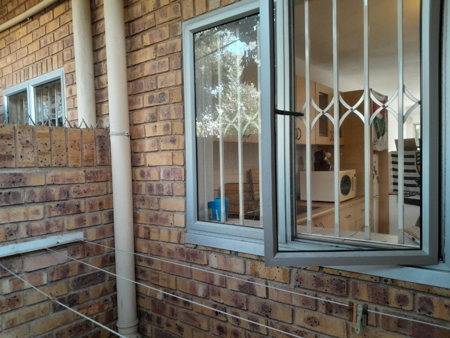 3 Bedroom Property for Sale in Edendale Gauteng