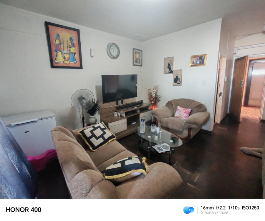 1 Bedroom Property for Sale in Pretoria Central Gauteng