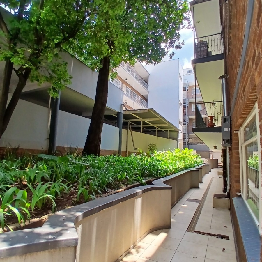 3 Bedroom Property for Sale in Illovo Gauteng