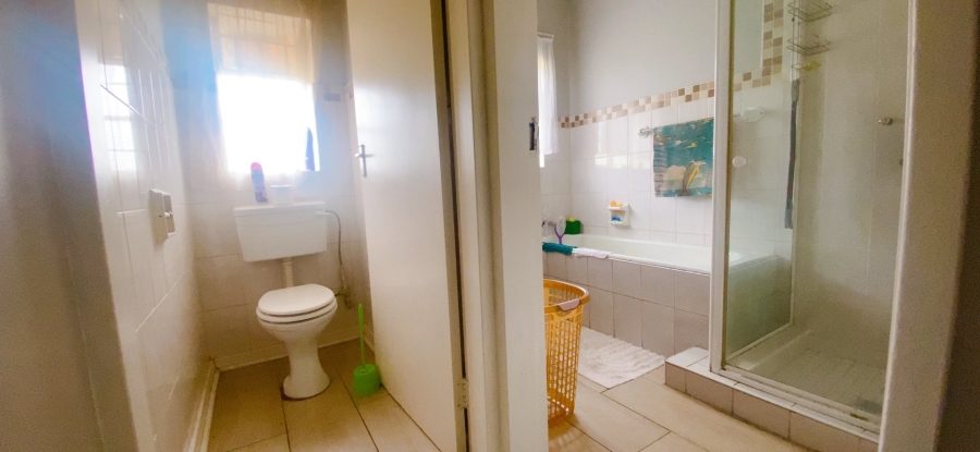 3 Bedroom Property for Sale in Three Rivers Gauteng