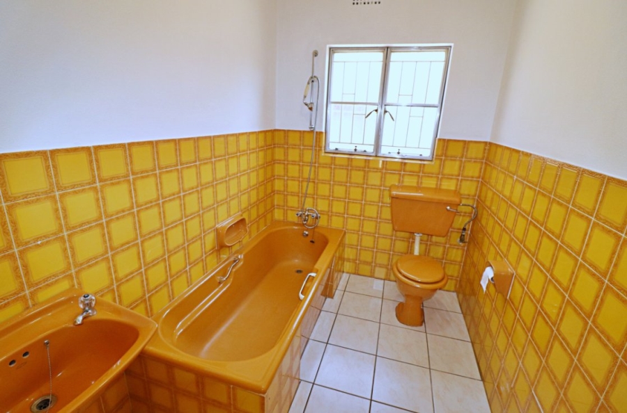 3 Bedroom Property for Sale in Barvallen Gauteng