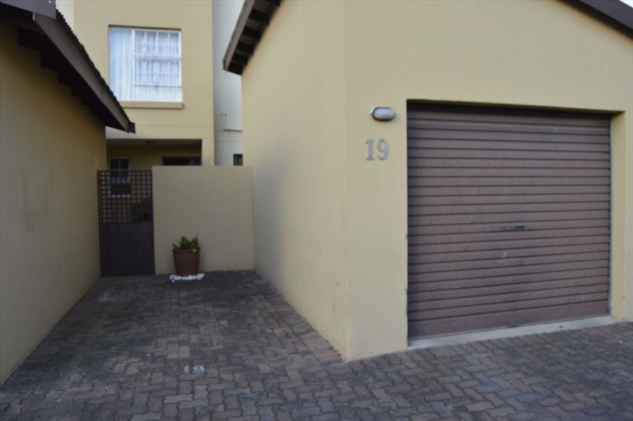 3 Bedroom Property for Sale in Rynfield Gauteng