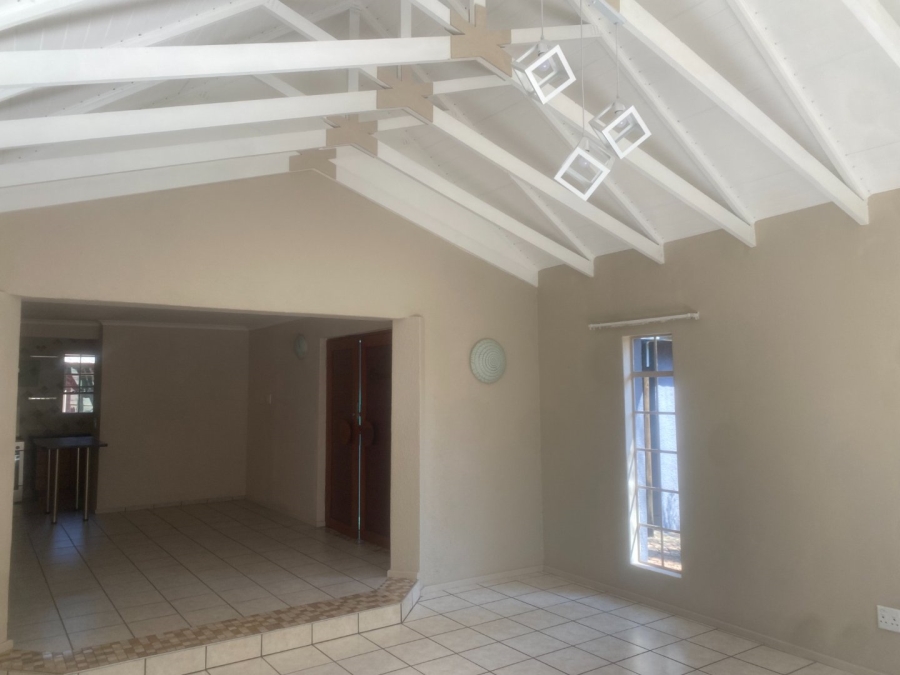 To Let 2 Bedroom Property for Rent in Bloubosrand Gauteng