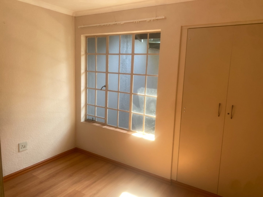 To Let 2 Bedroom Property for Rent in Bloubosrand Gauteng