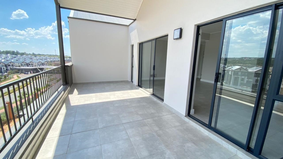 To Let 2 Bedroom Property for Rent in Waterfall Gauteng