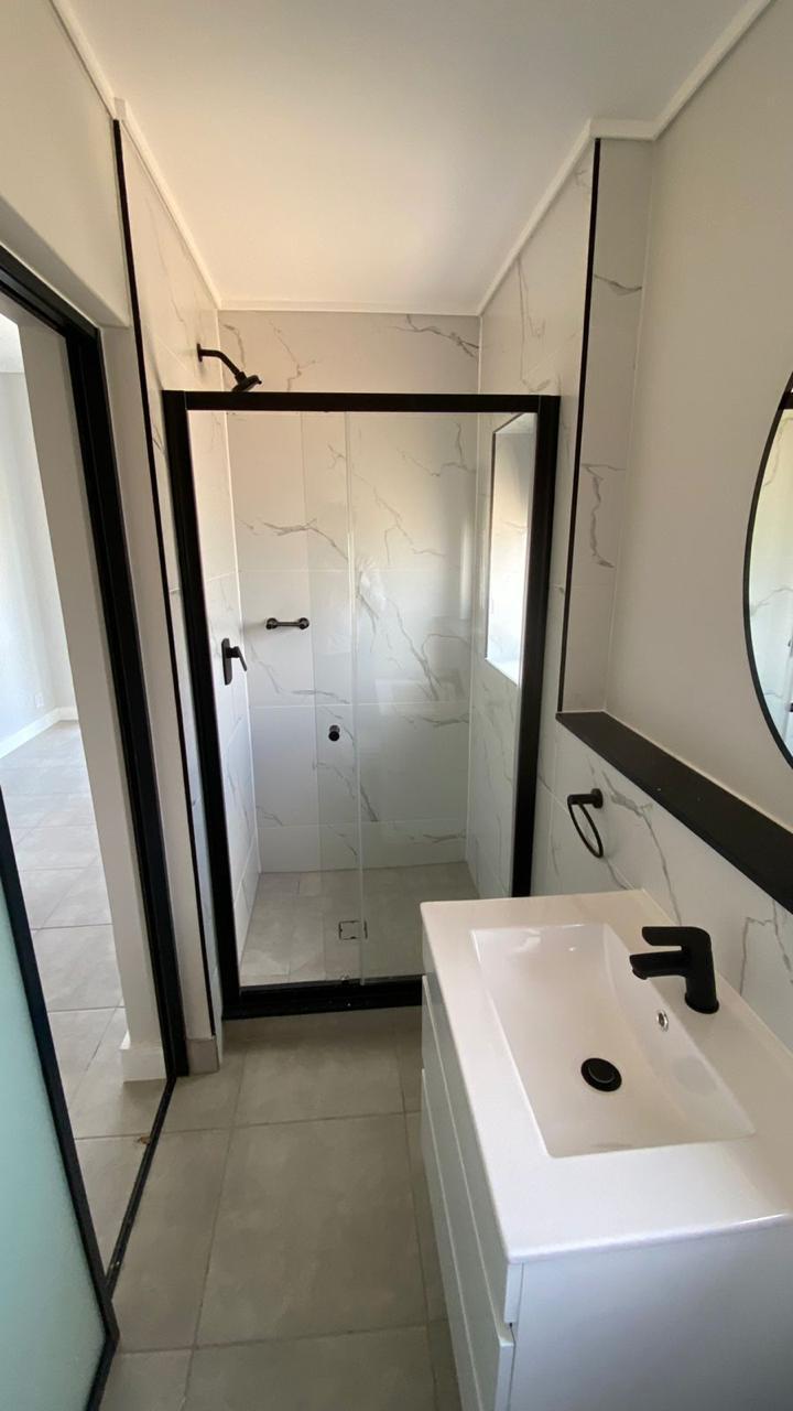 To Let 2 Bedroom Property for Rent in Waterfall Gauteng