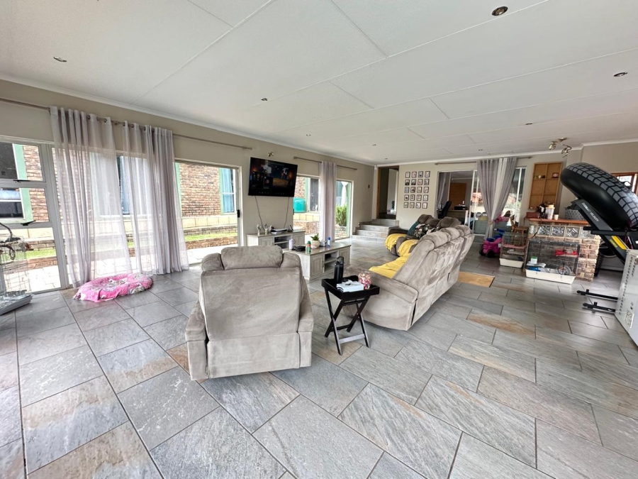 3 Bedroom Property for Sale in The Reeds Gauteng