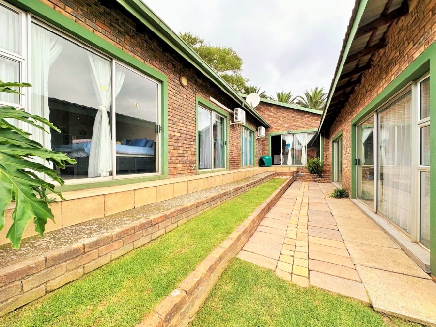 3 Bedroom Property for Sale in The Reeds Gauteng