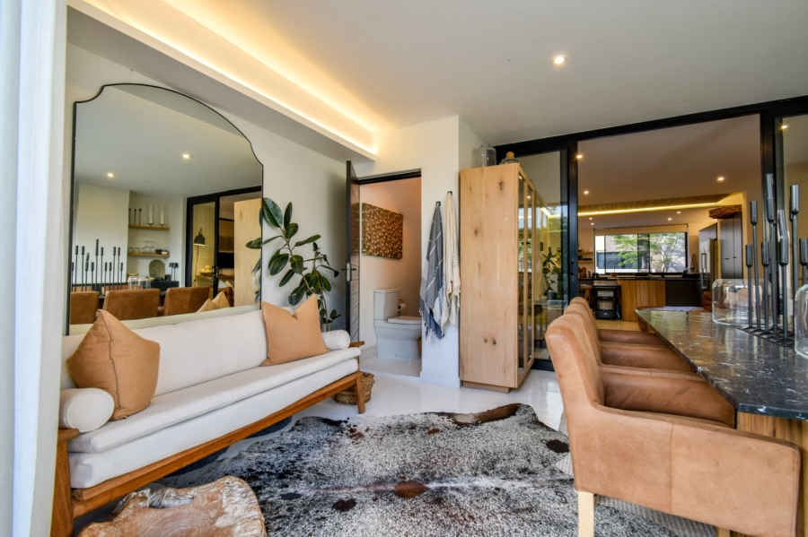 1 Bedroom Property for Sale in Lombardy Gauteng