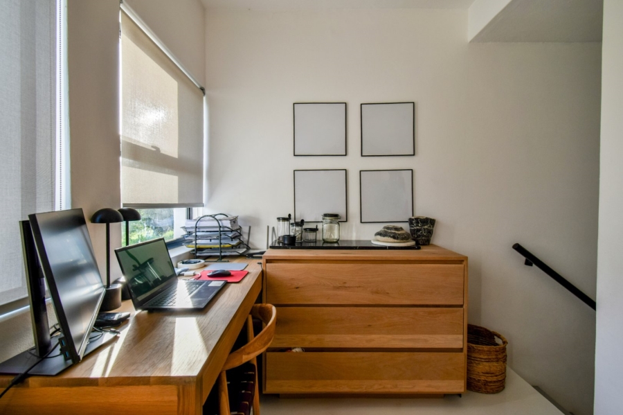 1 Bedroom Property for Sale in Lombardy Gauteng