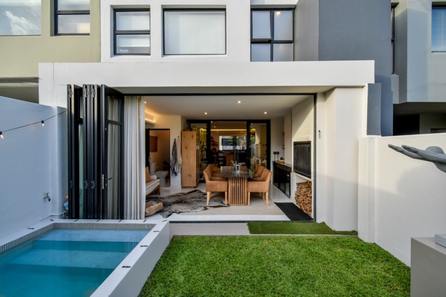 1 Bedroom Property for Sale in Lombardy Gauteng