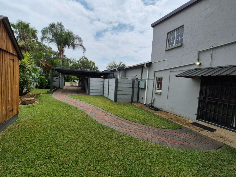 2 Bedroom Property for Sale in Montana Tuine Gauteng