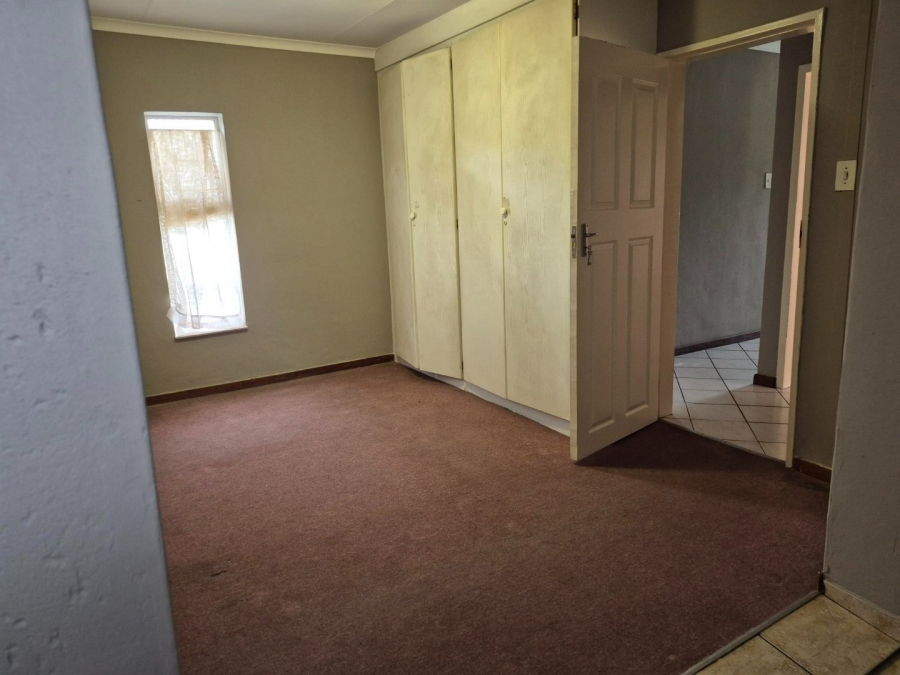 2 Bedroom Property for Sale in Montana Tuine Gauteng