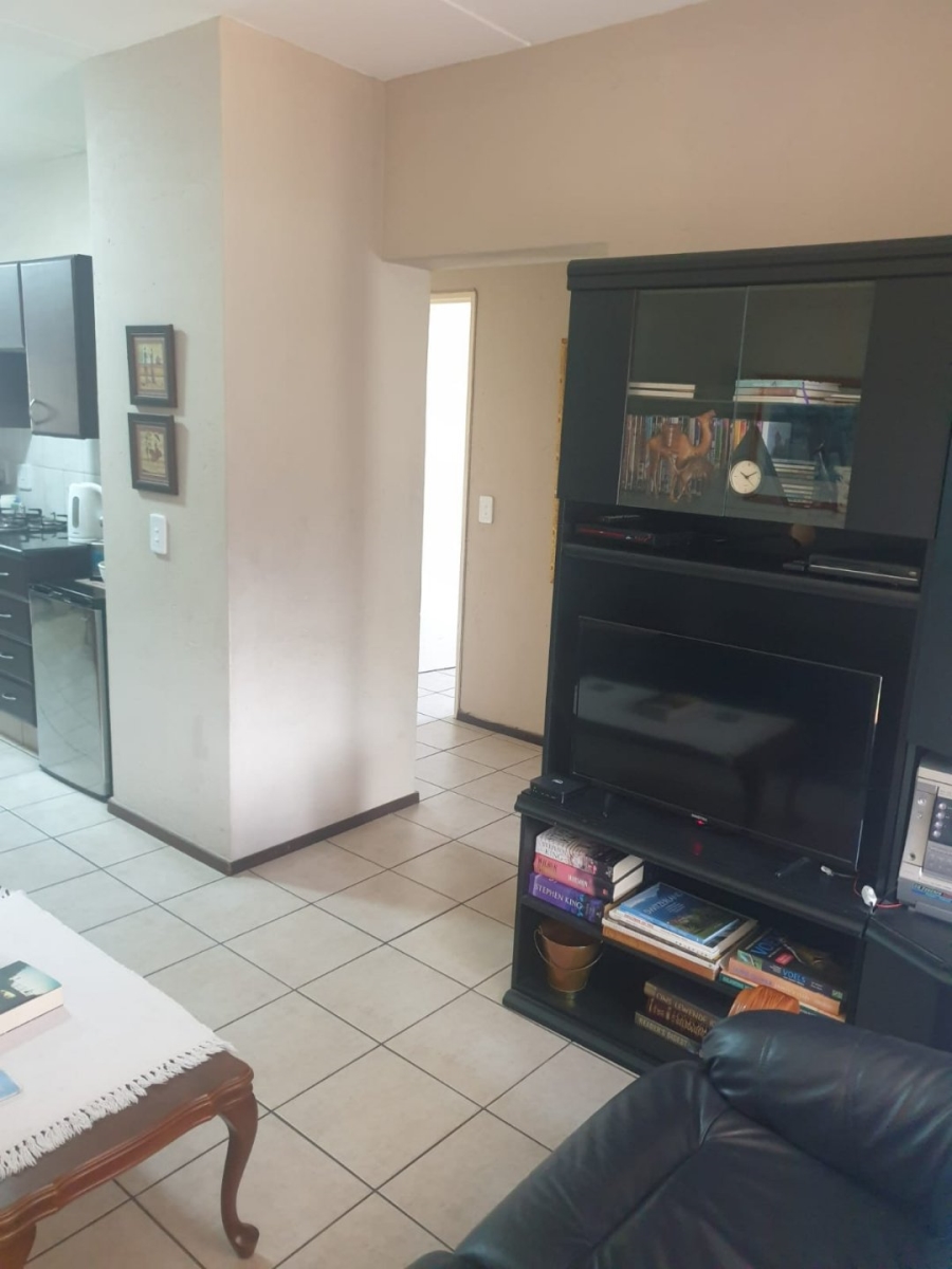 2 Bedroom Property for Sale in Brentwood Gauteng