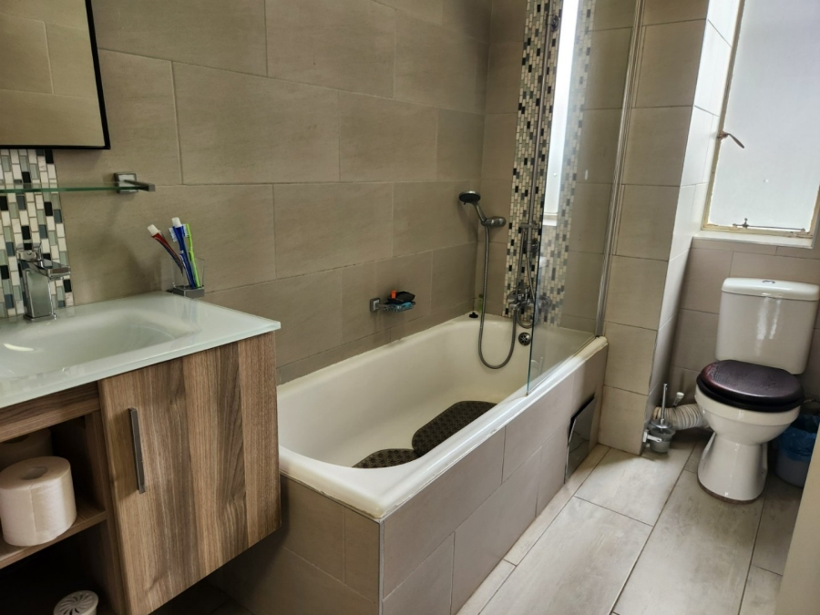 3 Bedroom Property for Sale in Bedford Gardens Gauteng