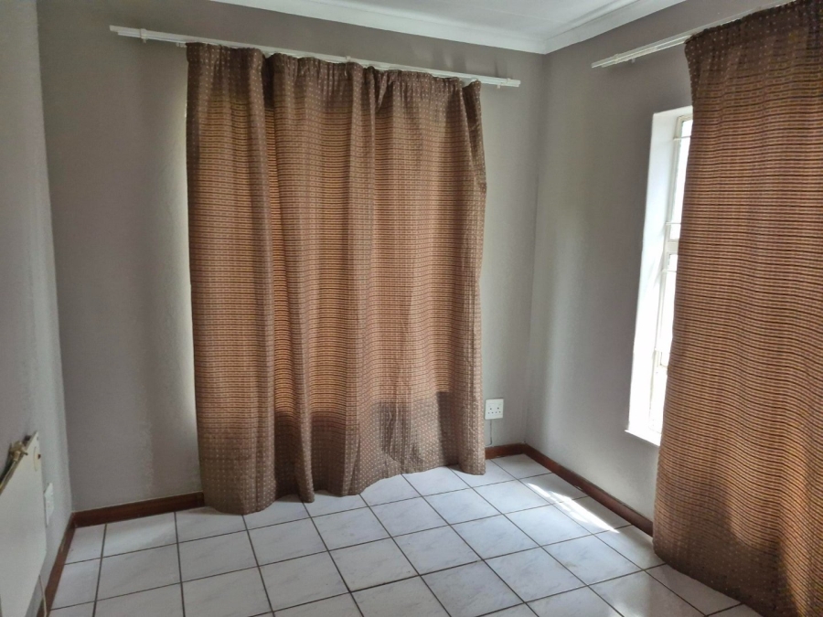 2 Bedroom Property for Sale in Montana Tuine Gauteng