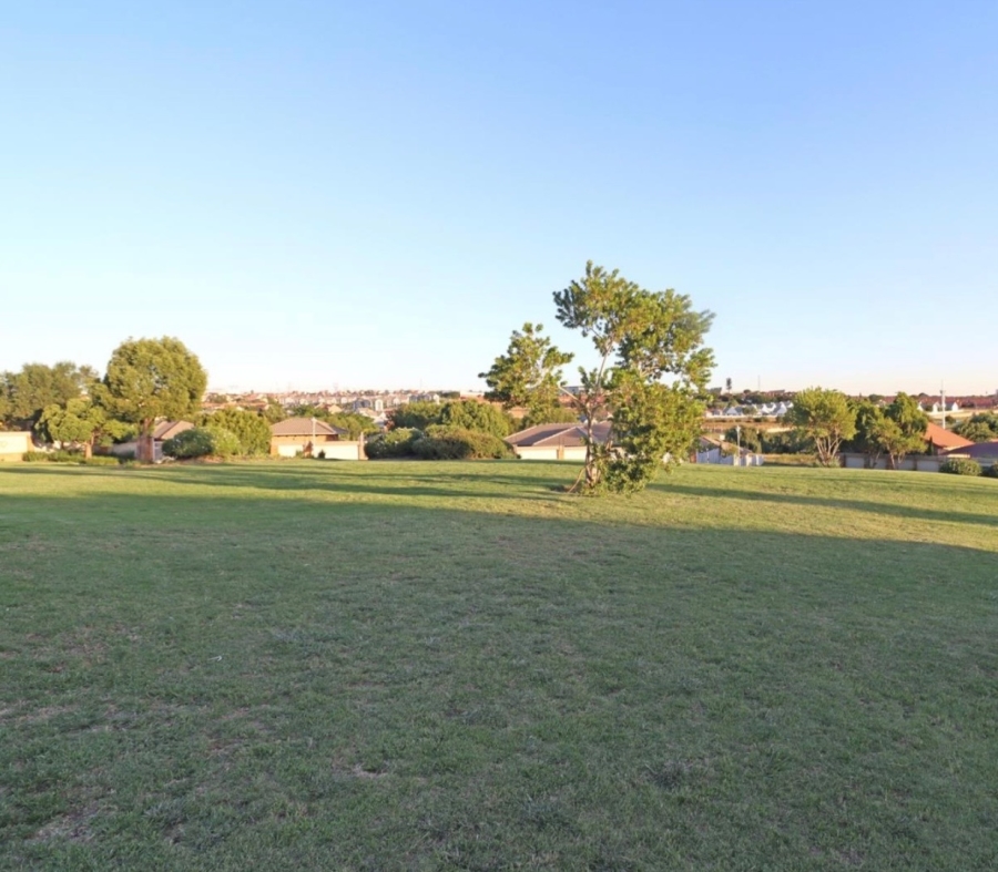 3 Bedroom Property for Sale in Kosmosdal Gauteng