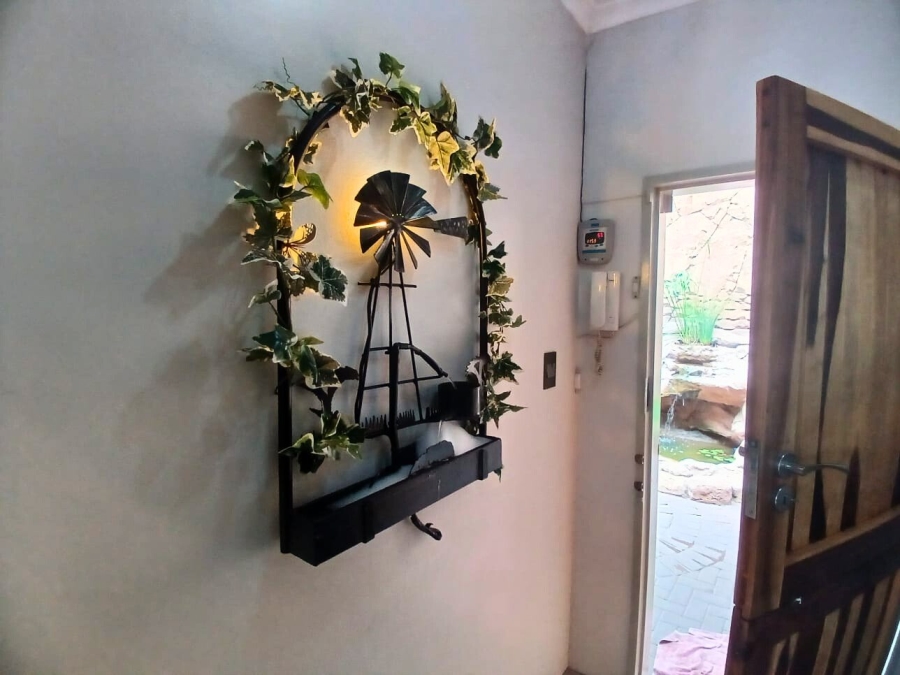 3 Bedroom Property for Sale in Sinoville Gauteng