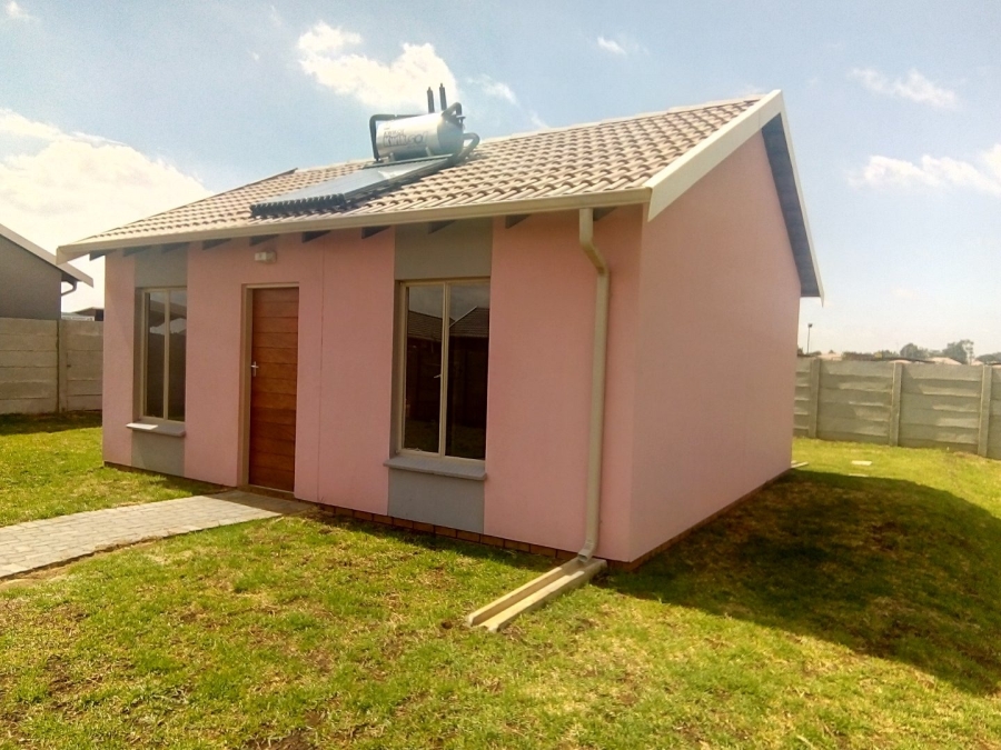 2 Bedroom Property for Sale in Sky City Gauteng