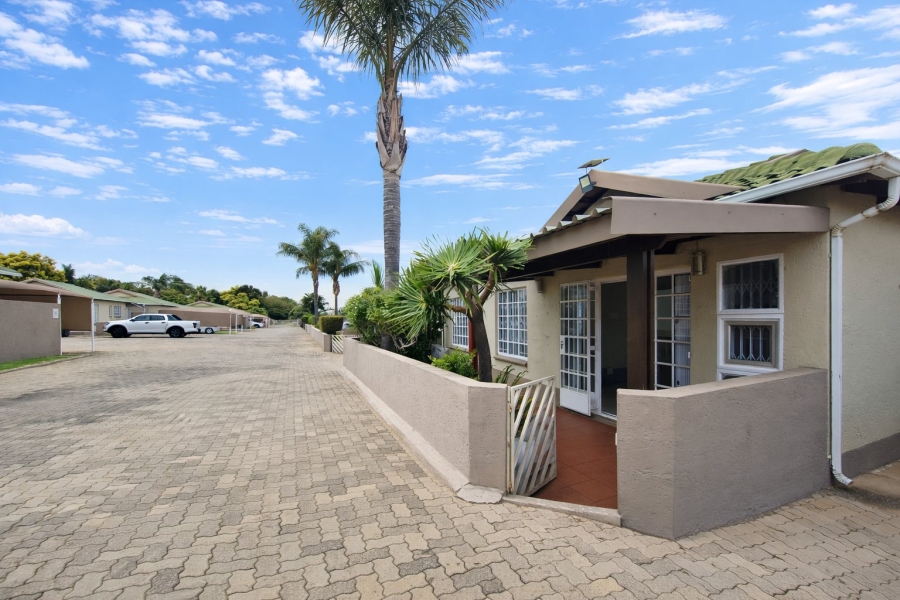 3 Bedroom Property for Sale in Sunward Park Gauteng