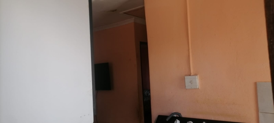 2 Bedroom Property for Sale in Soshanguve South Gauteng