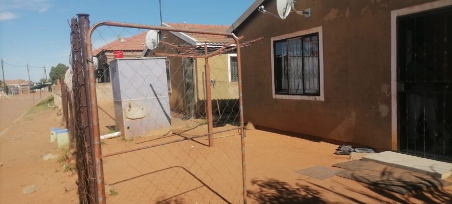 2 Bedroom Property for Sale in Soshanguve South Gauteng