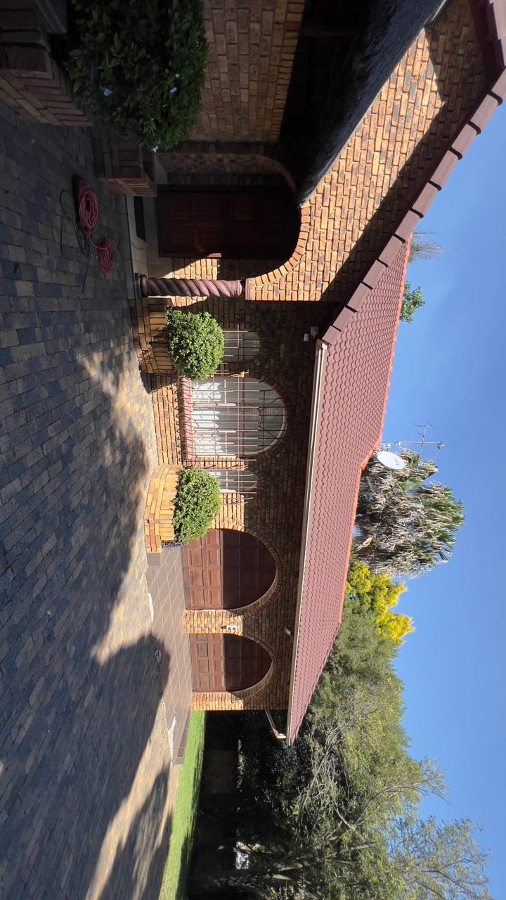 To Let 3 Bedroom Property for Rent in Croydon Gauteng