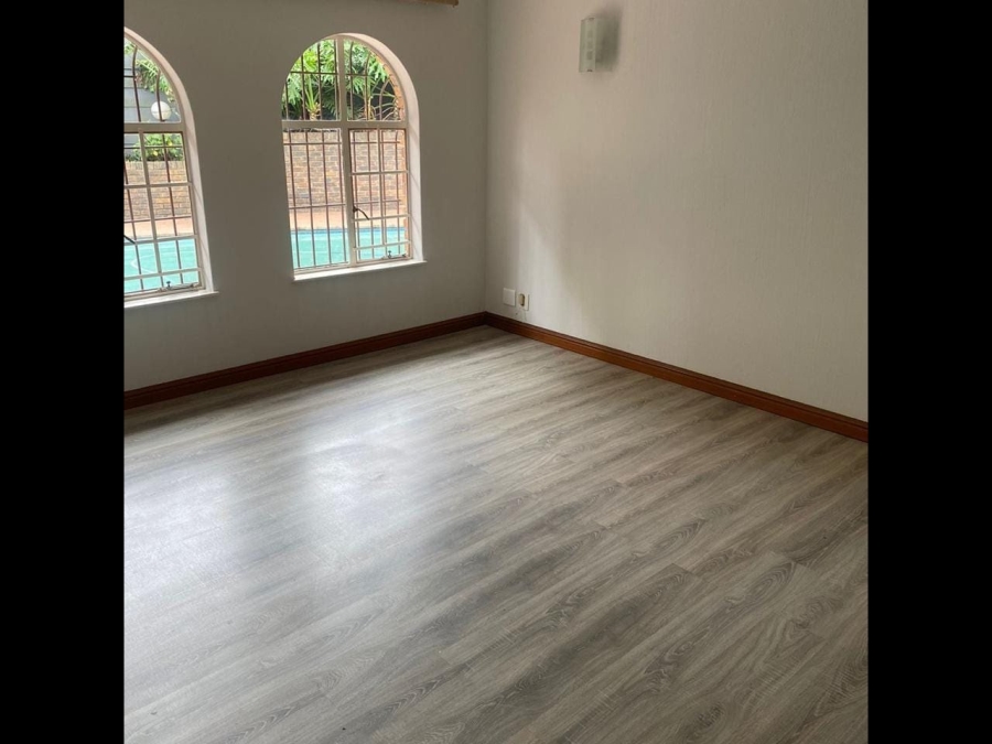 To Let 3 Bedroom Property for Rent in Croydon Gauteng