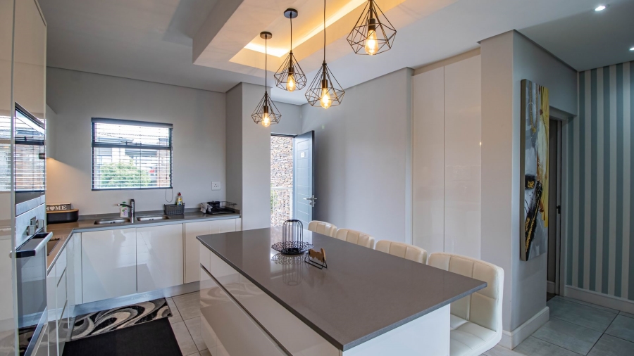 2 Bedroom Property for Sale in Serengeti Lifestyle Estate Gauteng