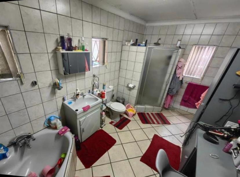 3 Bedroom Property for Sale in Vanderbijlpark SW 5 Gauteng