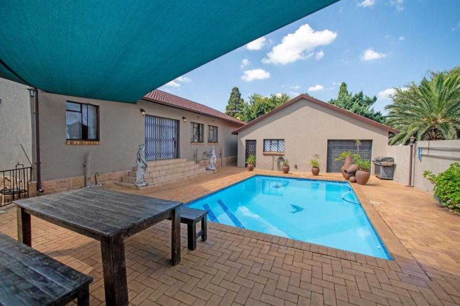 3 Bedroom Property for Sale in Primrose Gauteng