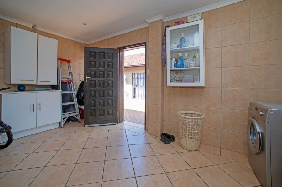 3 Bedroom Property for Sale in Primrose Gauteng