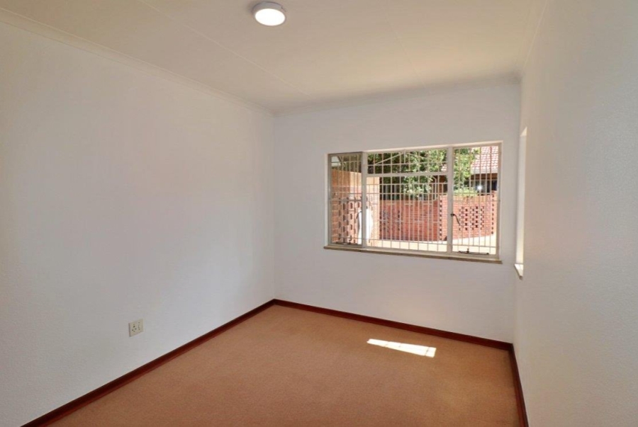 3 Bedroom Property for Sale in Rustivia Gauteng