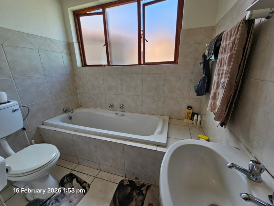 2 Bedroom Property for Sale in Winchester Hills Gauteng