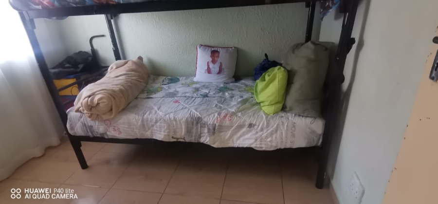 2 Bedroom Property for Sale in Palm Springs Gauteng