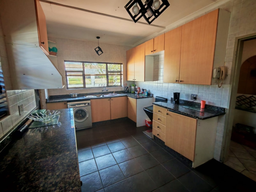 To Let 3 Bedroom Property for Rent in Roseacre Gauteng