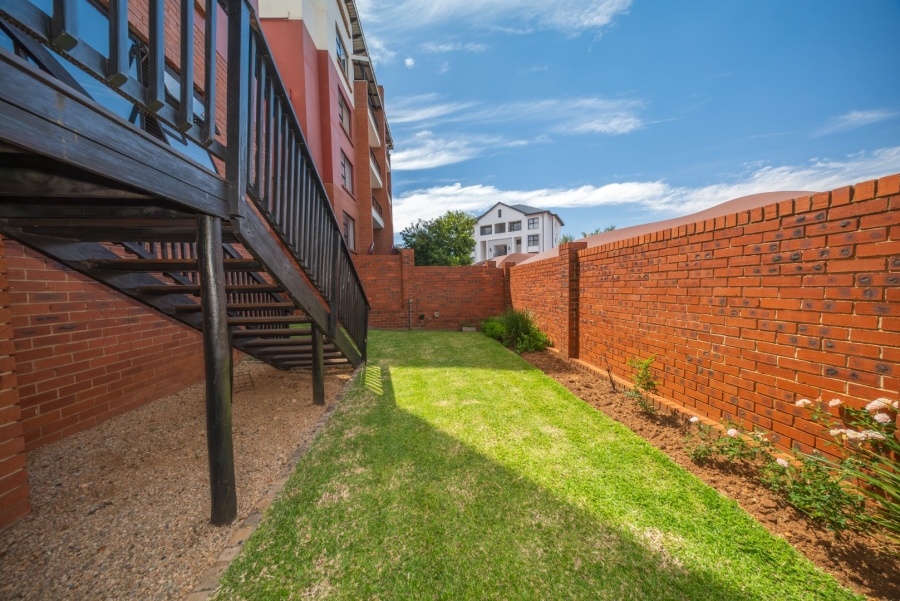 2 Bedroom Property for Sale in Greenstone Hill Gauteng