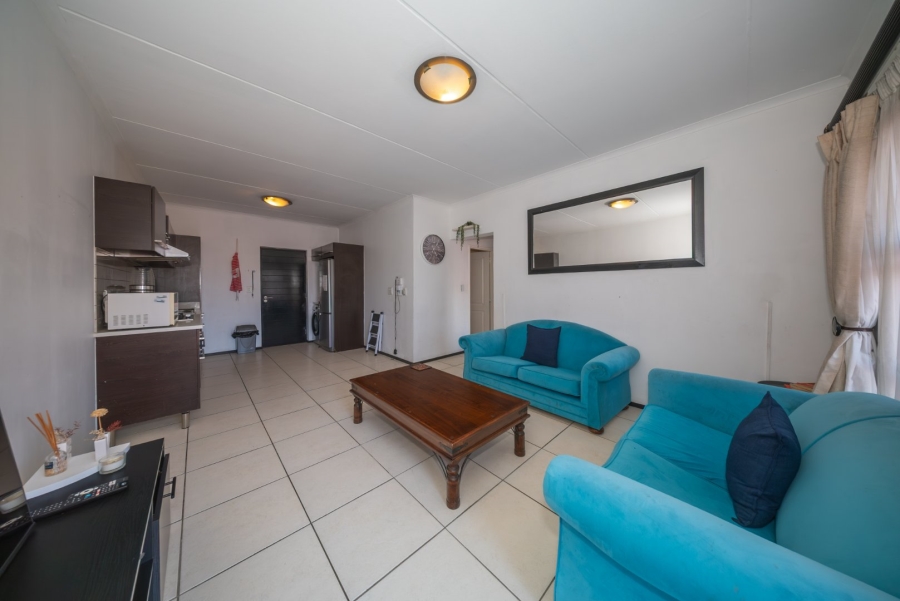 2 Bedroom Property for Sale in Greenstone Hill Gauteng