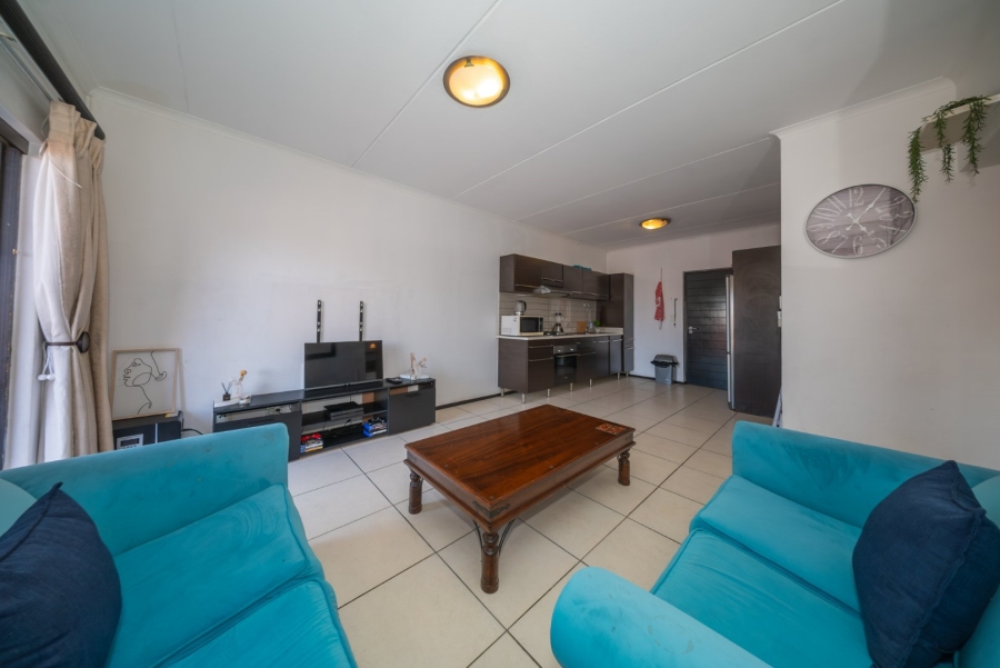 2 Bedroom Property for Sale in Greenstone Hill Gauteng