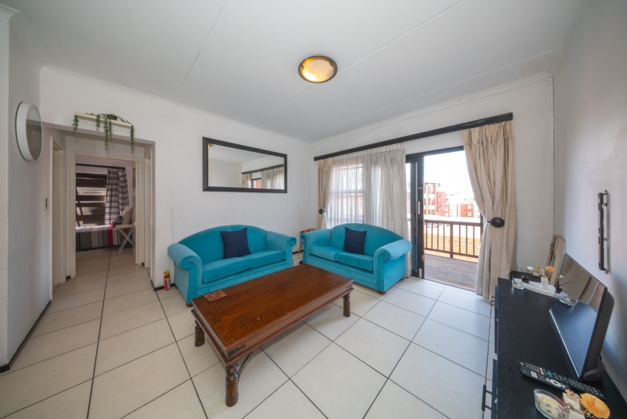 2 Bedroom Property for Sale in Greenstone Hill Gauteng