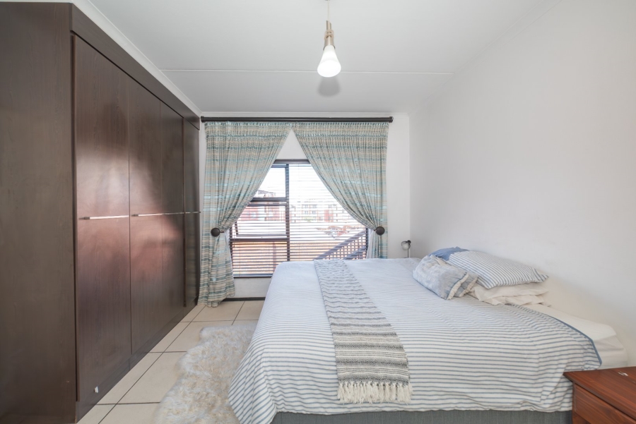 2 Bedroom Property for Sale in Greenstone Hill Gauteng