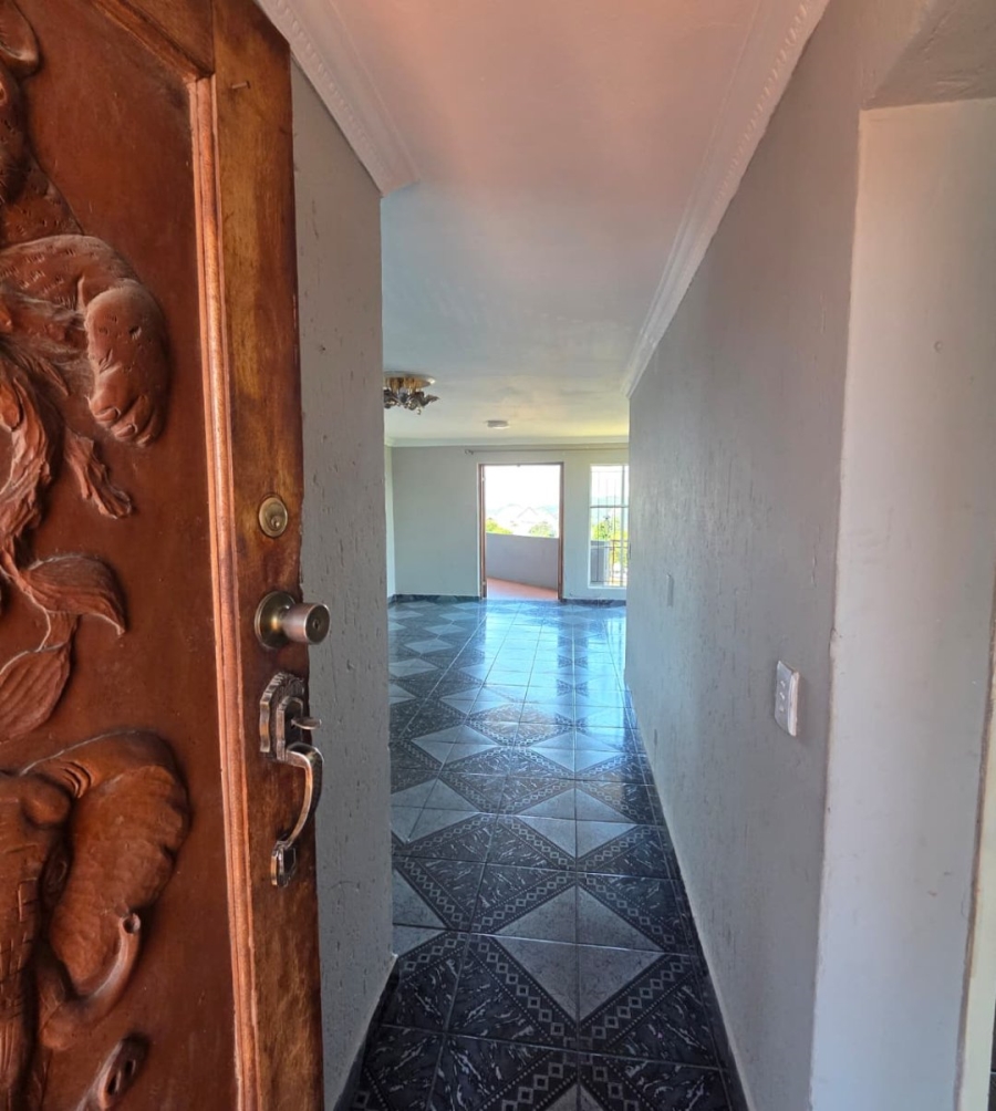 To Let 2 Bedroom Property for Rent in Ridgeway Gauteng