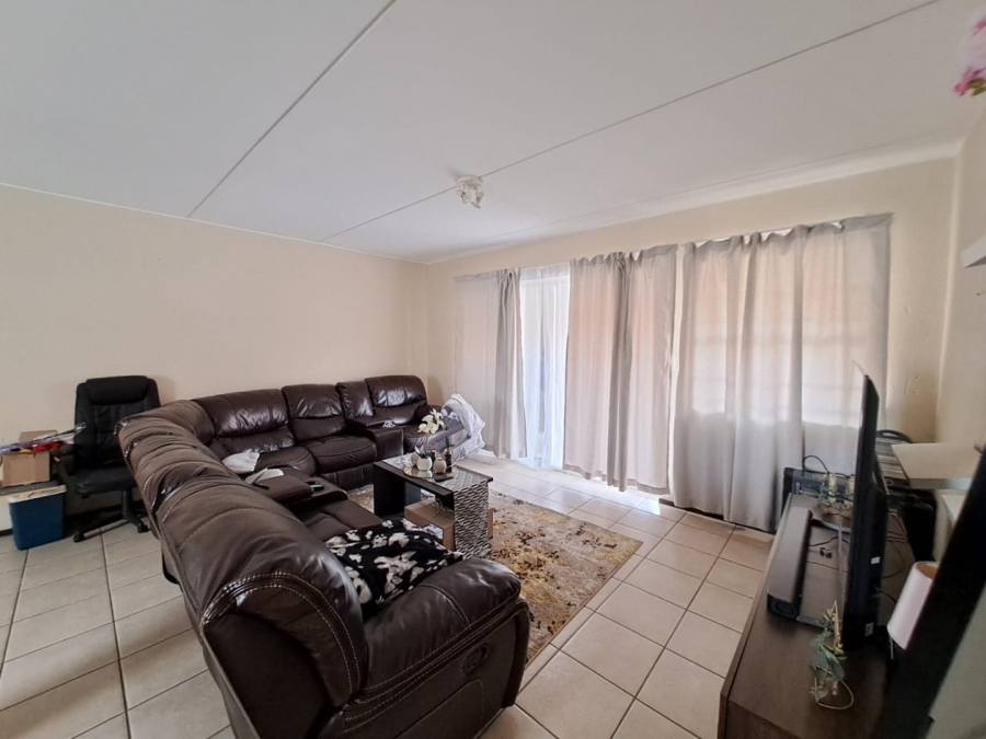 2 Bedroom Property for Sale in Rynfield A H Gauteng