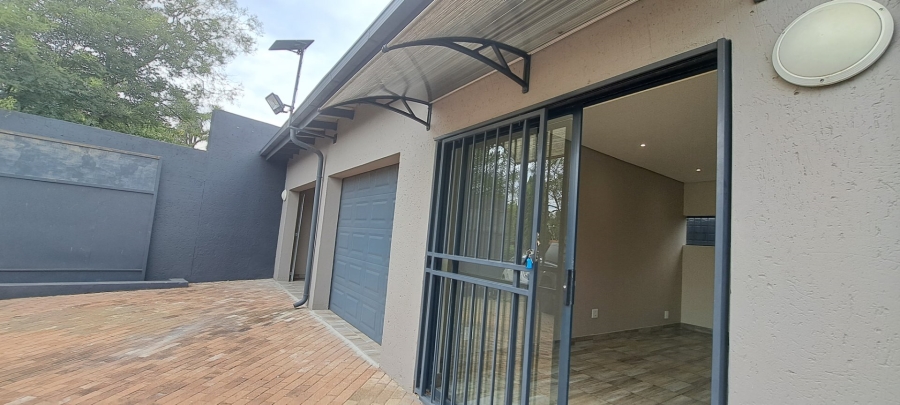 2 Bedroom Property for Sale in Isandovale Gauteng