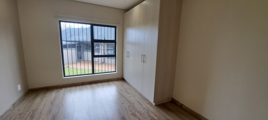 2 Bedroom Property for Sale in Isandovale Gauteng