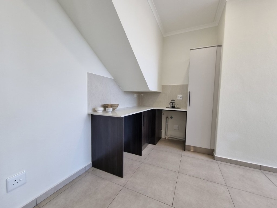 3 Bedroom Property for Sale in Greenstone Hill Gauteng