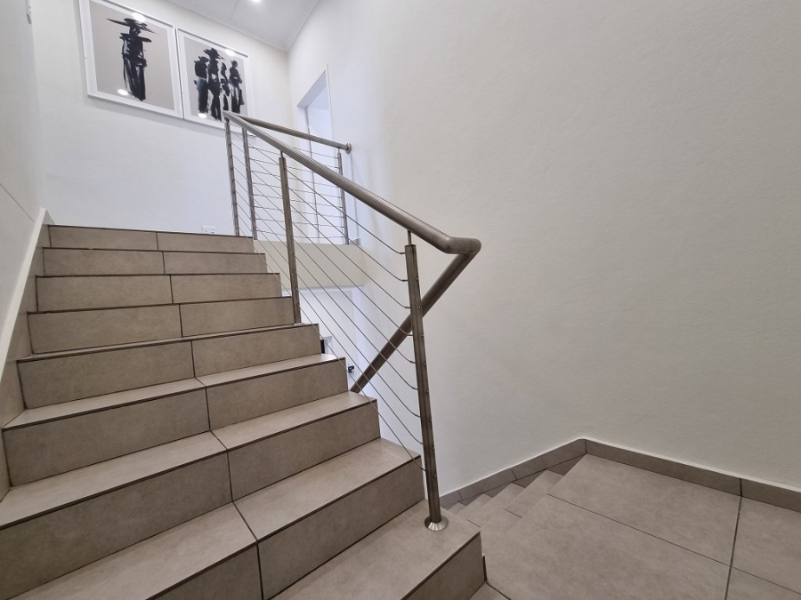 3 Bedroom Property for Sale in Greenstone Hill Gauteng