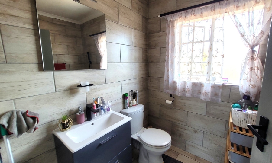 3 Bedroom Property for Sale in Annlin Gauteng